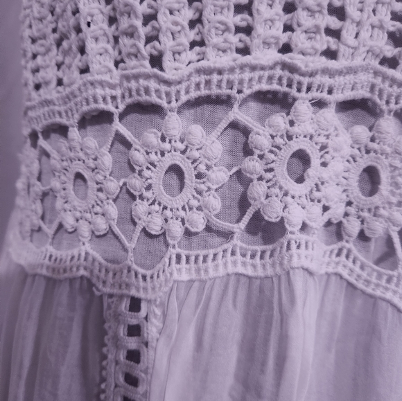 Gorgeous unique dress - Picture 7 of 7